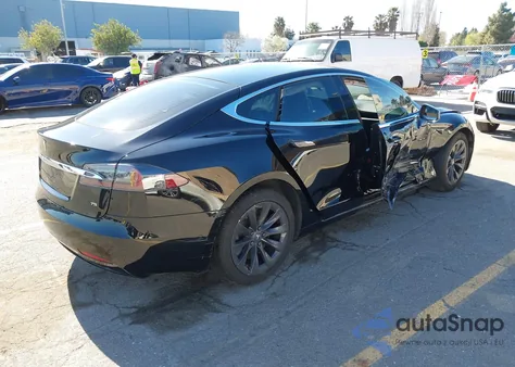 2017 Tesla Model S 60/75 z USA, uszkodzony, nr VIN 5YJSA1E11HF233864